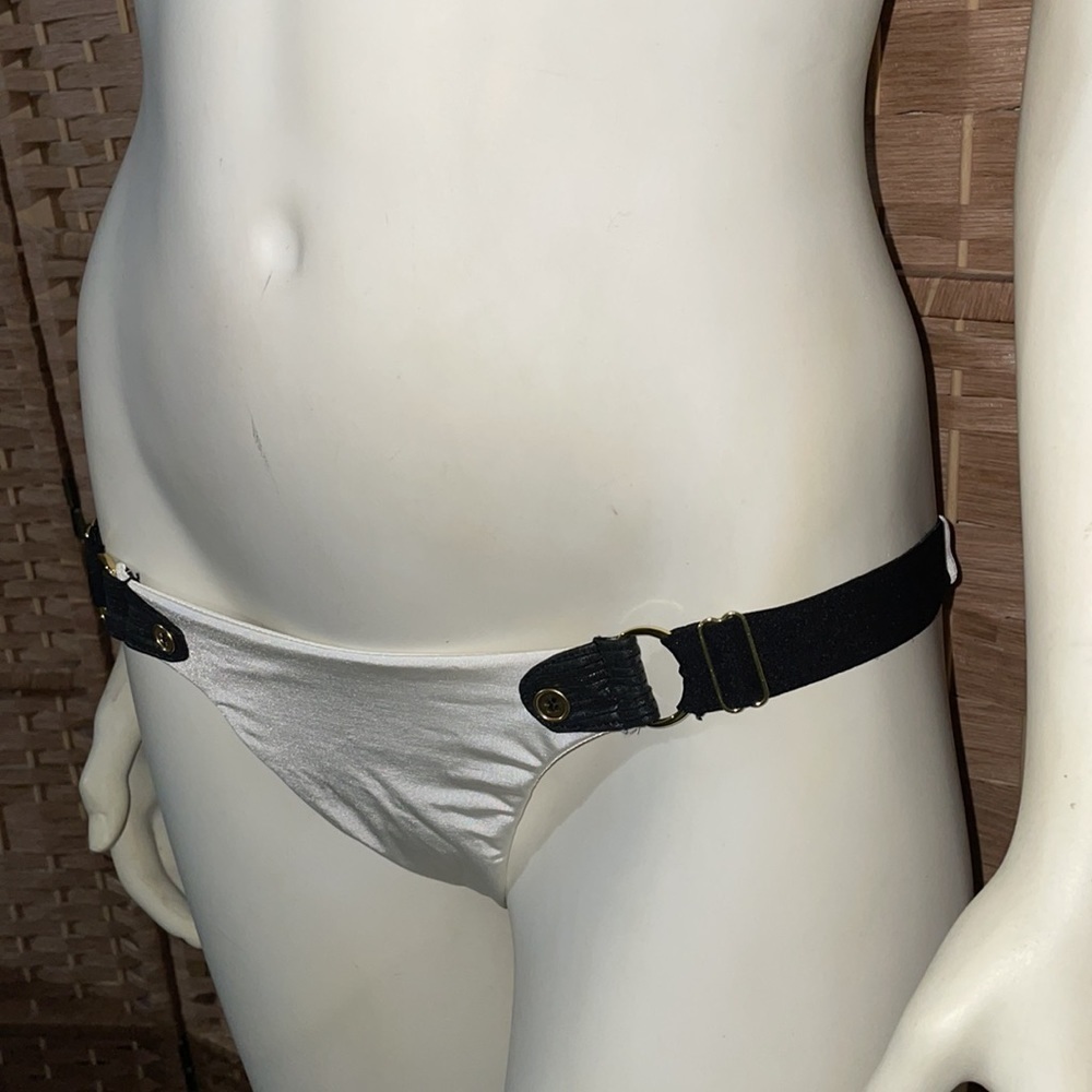 Beach Bunny Bikini Bottom Black & White BB Bikini Gorgeous Strappy Sides NEW
